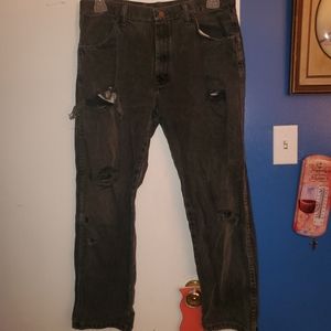 Men's distressed jeans